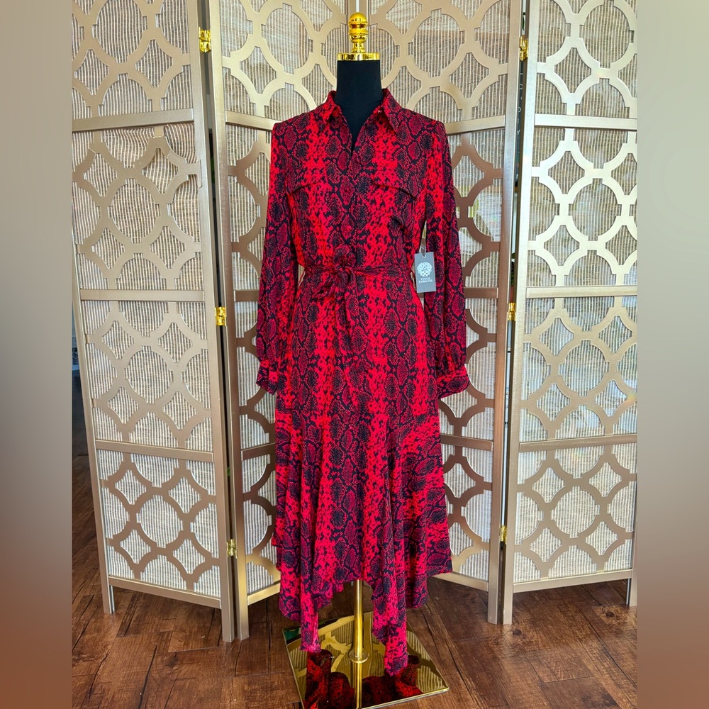 NWT | Vince Camuto Maxi dress | Red and Black snakeskin pattern | 6